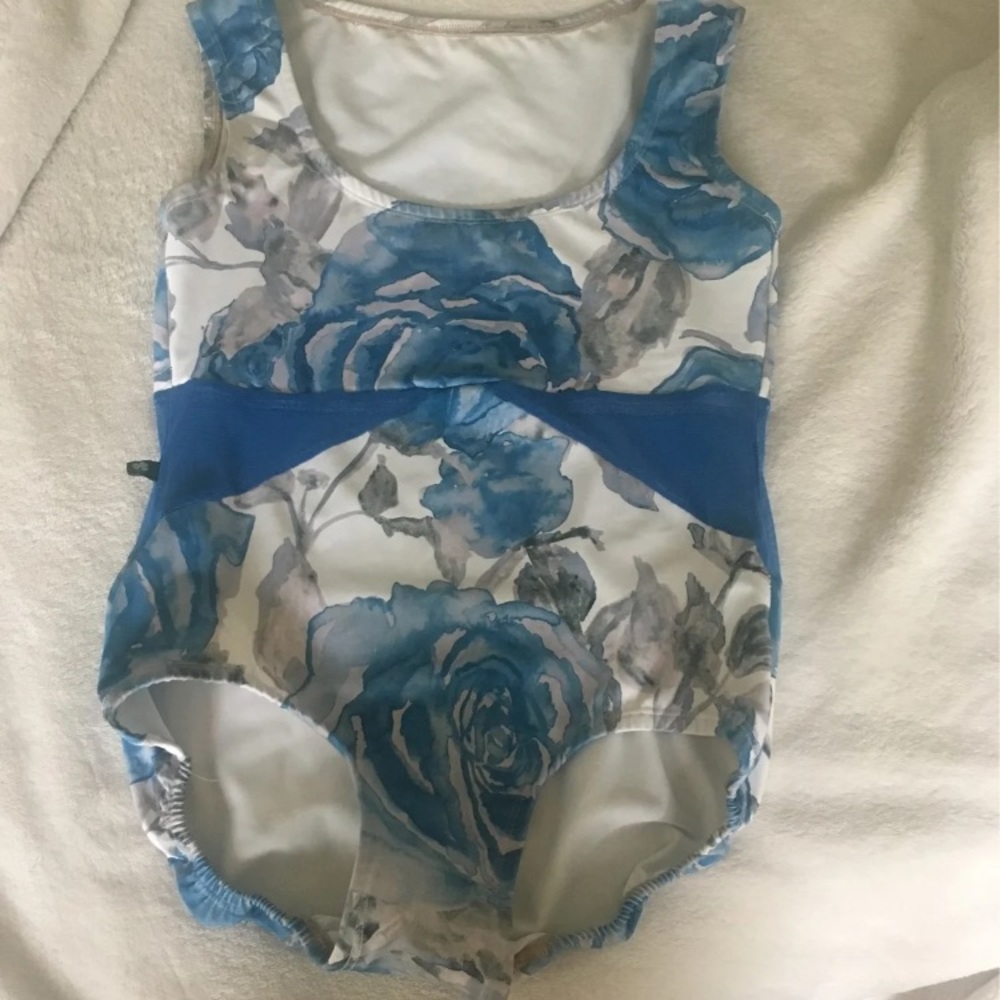 Luckyleo leotard